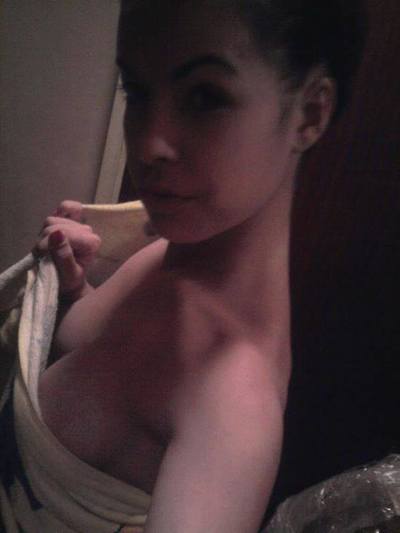 Looking for girls down to fuck? Kierra from Connecticut is your girl