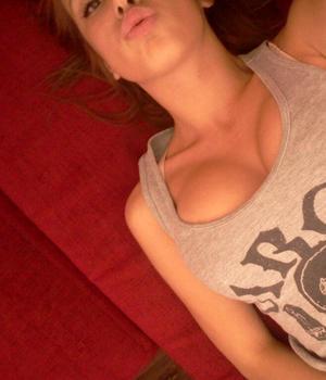 Looking for local cheaters? Take Anna from Ontario home with you