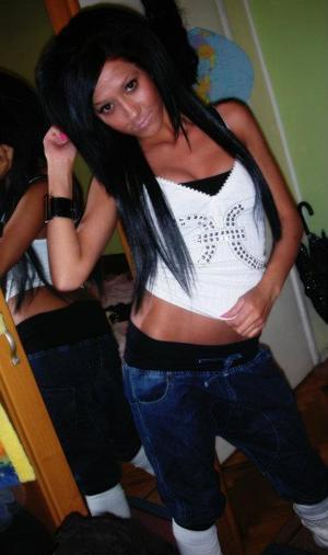 Tiffanie from New Mexico is looking for adult webcam chat