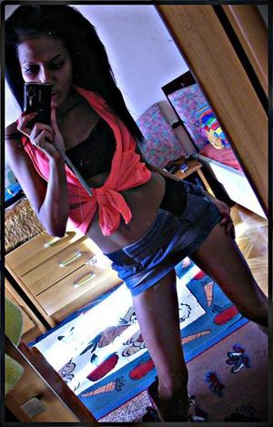 Tiana from Ontario is looking for adult webcam chat