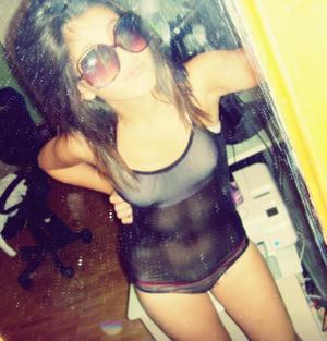 Alexandra from Montana is looking for adult webcam chat