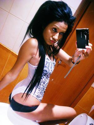 Lissette is a cheater looking for a guy like you!