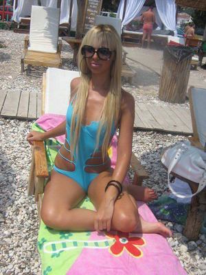 Earlean from Tennessee is looking for adult webcam chat