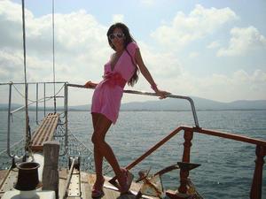 Meet local singles like Nadia from Texas who want to fuck tonight