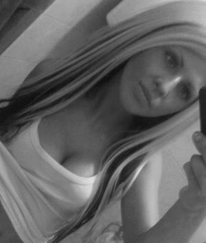 Emma from Colorado is looking for adult webcam chat