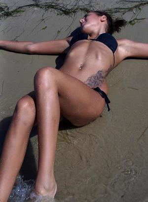 Jocelyne from Missouri is looking for adult webcam chat