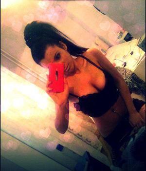 Franchesca from North Carolina is looking for adult webcam chat