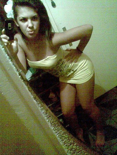 Virginia from Michigan is looking for adult webcam chat