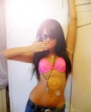 Jolene from Arizona is looking for adult webcam chat