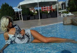 Adelynn is a cheater looking for a guy like you!